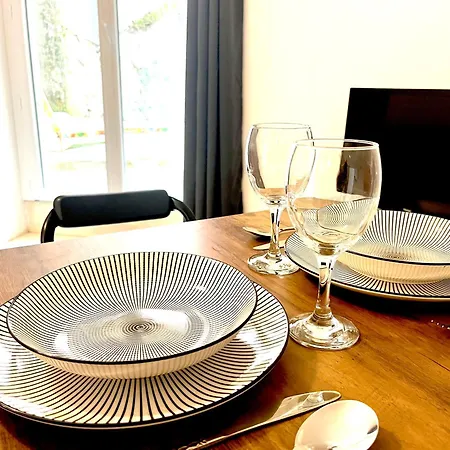 Avec Terrasse Au Coeur D'aurillac דירה