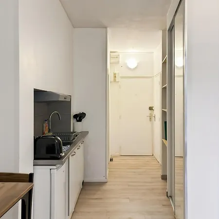 Apartment Avec Terrasse Au Coeur D'aurillac *