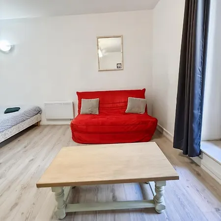 Апартаменты Avec Terrasse Au Coeur D'aurillac